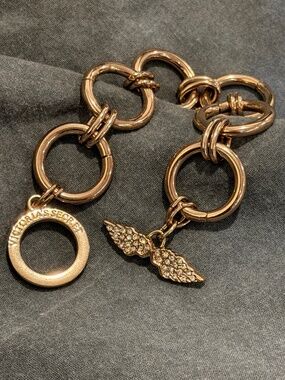 EUC Victoria’s Secret Rose Gold-Tone Chunky Link Bracelet